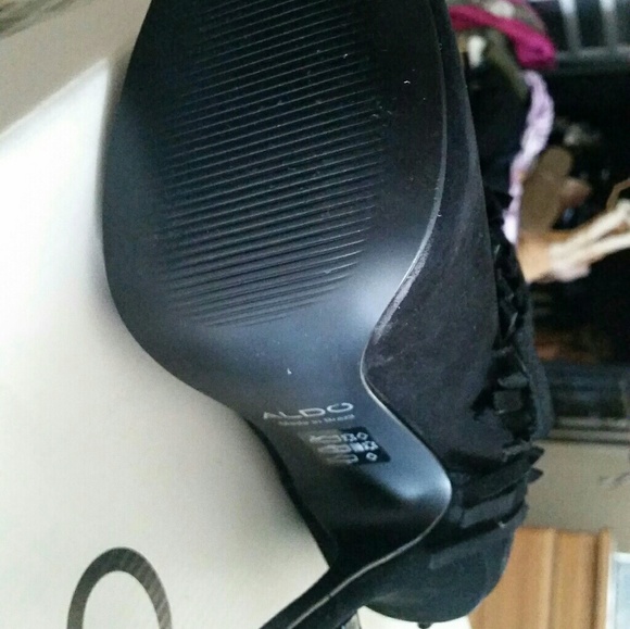 Black Aldo fringe peep toe ankle boots - Picture 3 of 4